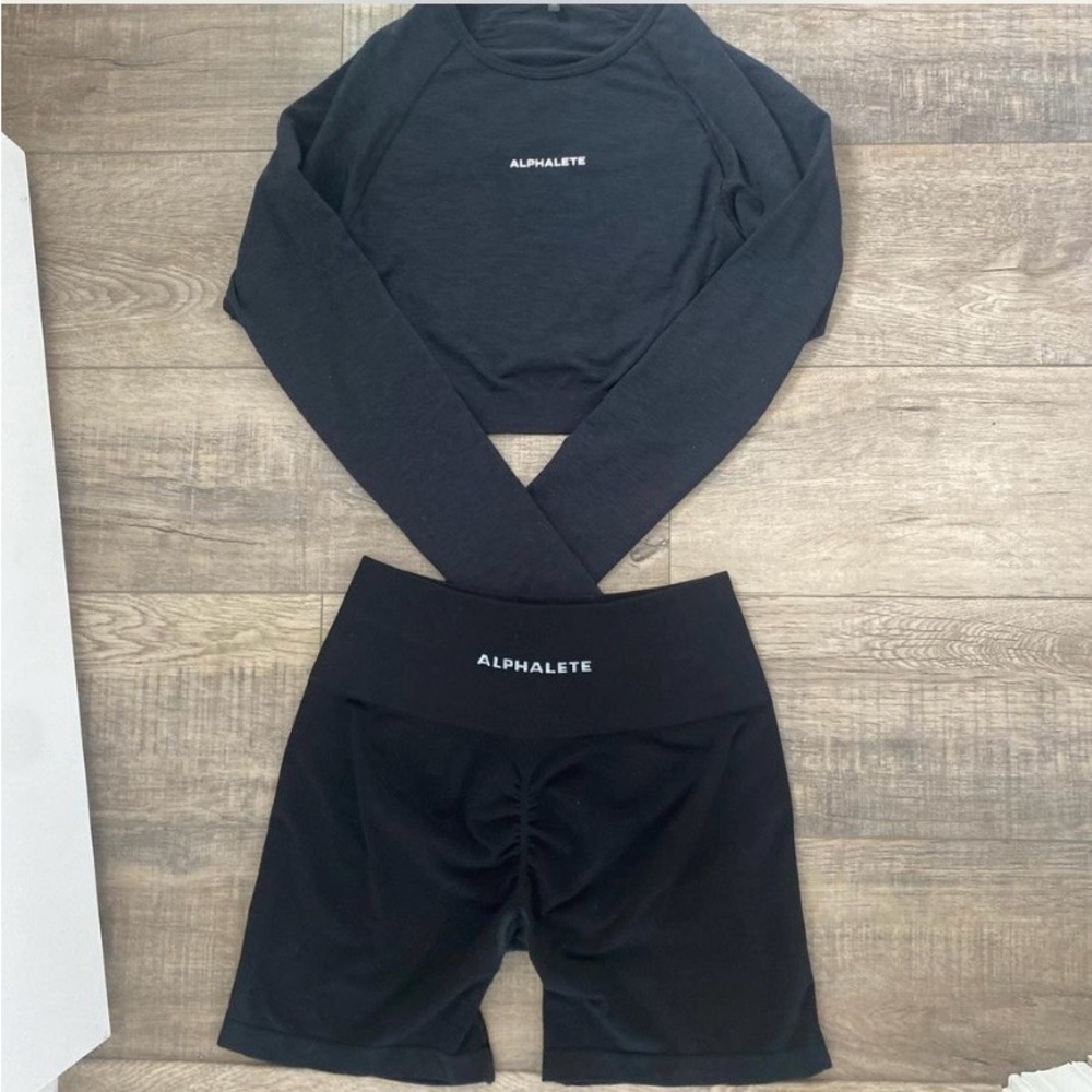 Alphalete Black Medium Set